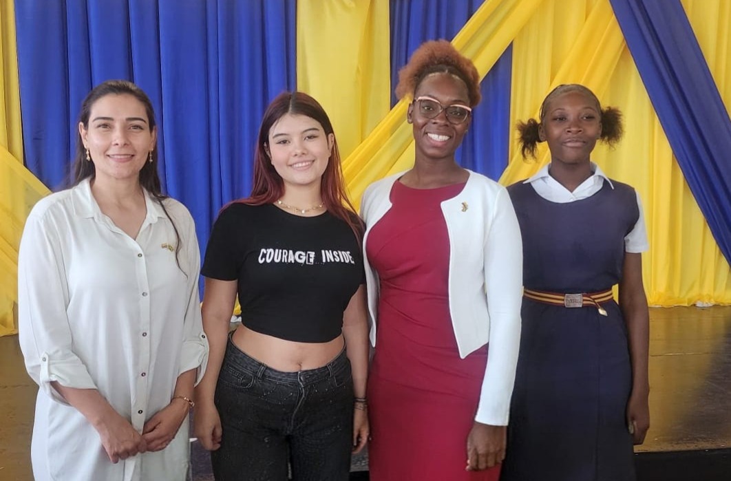 Embajada de Colombia en Jamaica promovió el idioma español entre los jóvenes mostrando la riqueza cultural de Colombia 