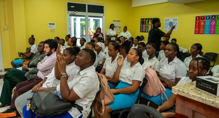 La Embajada de Colombia en Jamaica promueve un intercambio gastronómico con la chef sanandresana Kaysha Smith-Howard